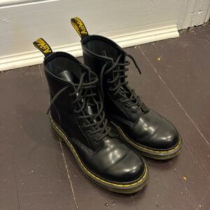 Dr. Martens 1460 smooth leather lace up boots